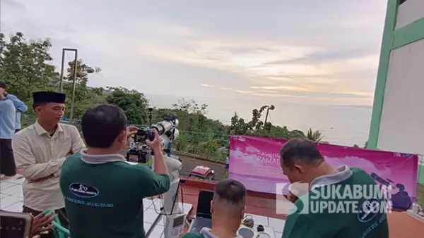 Rukyatul Hilal awal Ramadan 1447 H di Pusat Observasi Bulan atau POB Cibeas Kabupaten Sukabumi, Selasa (17/2/2026). (Sumber : SU/Ilyas).