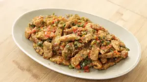 Resep Tempe Chili Padi, Menu Praktis dan Mudah Bercita Rasa Pedas Gurih (Sumber : Youtube | Devina Hermawan)