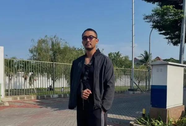 Gowes Bareng Sang Adik, Uus Bagikan Momen Bersepeda di Sukabumi (Sumber : Instagram/@uusbiasaaja)