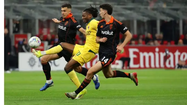 Aksi Rafael Leao saat pertandingan AC Milan vs Como di Serie A (Sumber: web/acmilan.com)