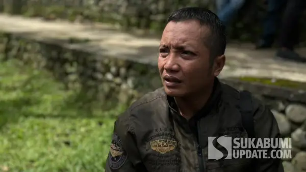 Anwar Satibi ayah NS, remaja 12 tahun yang meninggal dengan banyak luka di tubuh (Sumber: sukabumiupdate)