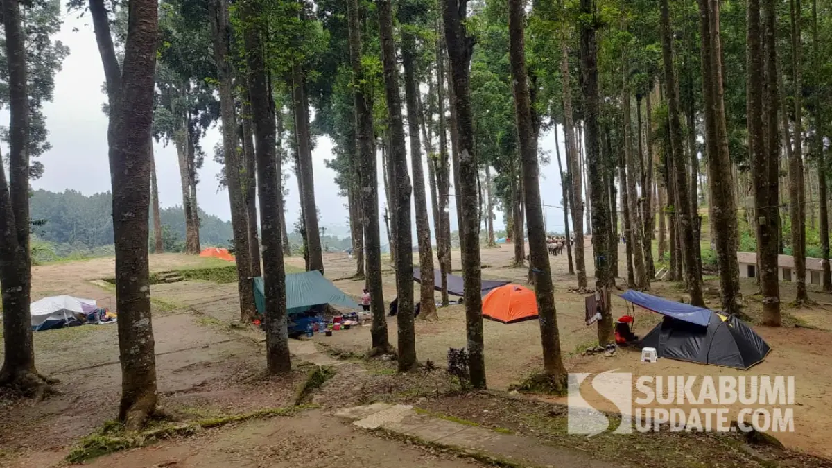 Melihat Suasana Berkemah Saat Ramadan di Camping Ground Cidahu Sukabumi