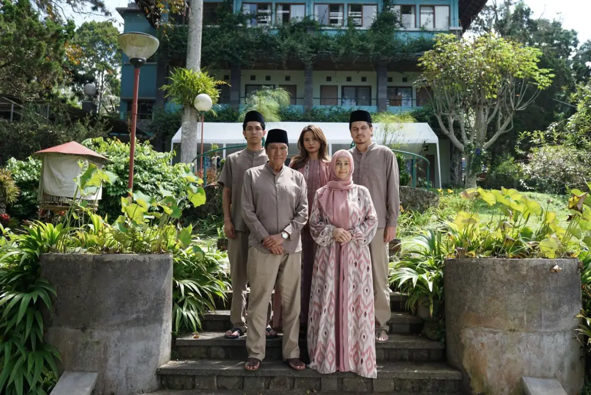 Sinopsis Film Titip Bunda di Surgamu, Drama Keluarga Penuh Haru