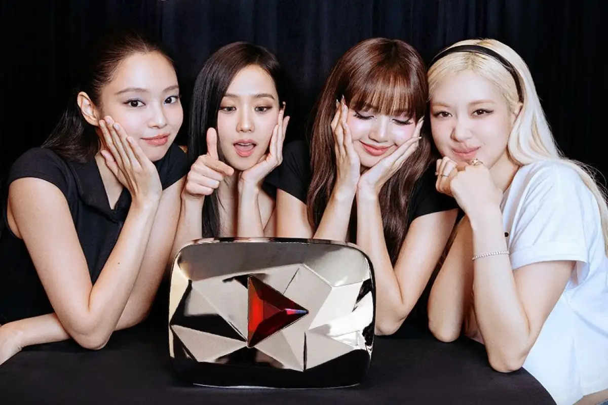BLACKPINK Tembus 100 Juta Subscriber YouTube, Raih Red Diamond Play Button