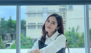Profil Lindi Fitriyana, Pemain Sinetron yang Bakal Jadi Istri Virgoun (Sumber : Instagram/@lindifitriyana)