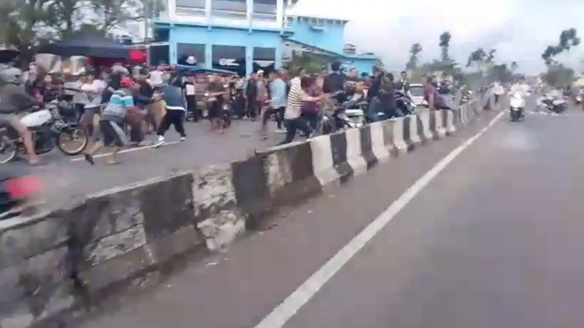 Warga dan Gerombolan Bermotor Bentrok di Jalur Lingkar Selatan Cibeureum, Satu Orang Diamankan