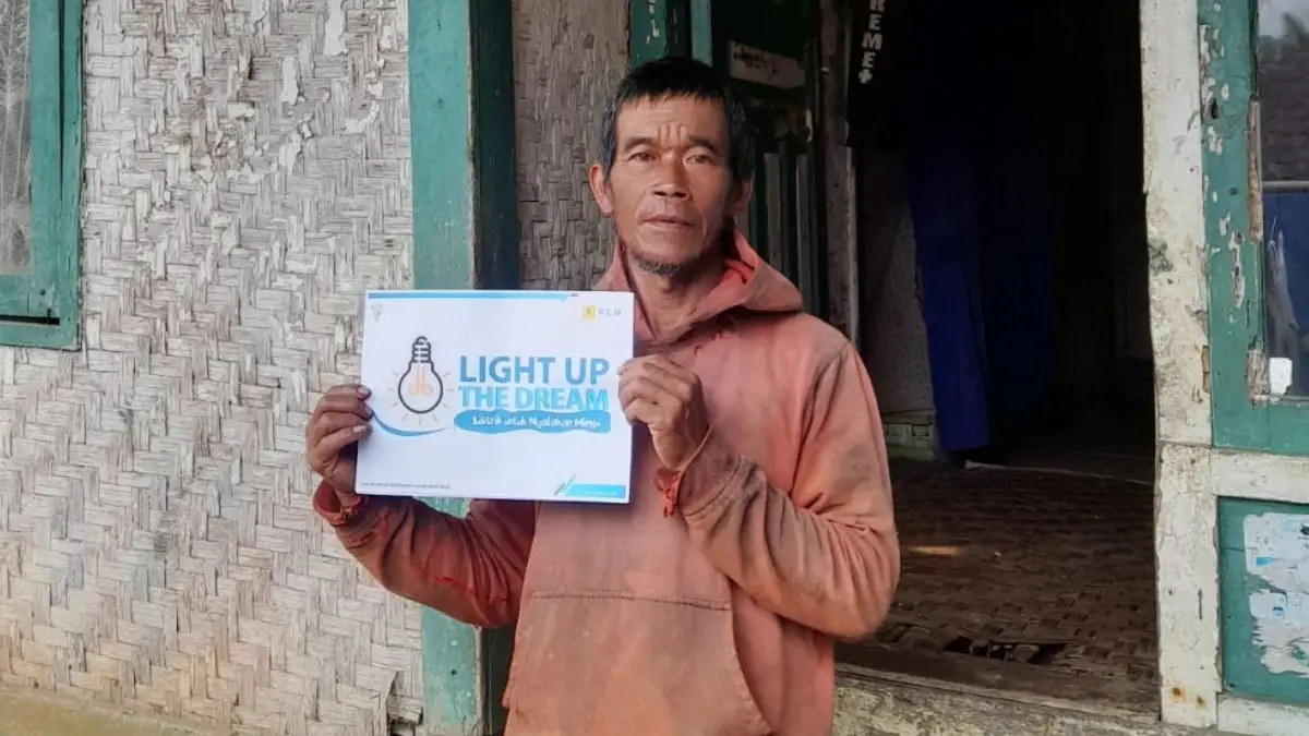 Light Up The Dream PLN UP3 Sukabumi Terangi Kehidupan Rahman, Petani di Gegerbitung