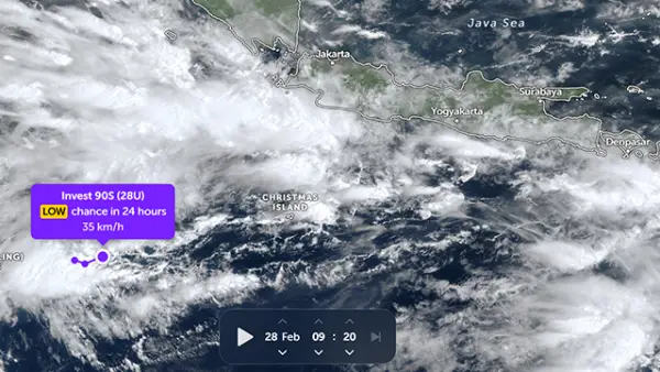 Bibit Siklon Tropis 90S di Samudra Hindia barat daya Lampung. (Sumber : zoom.earth).