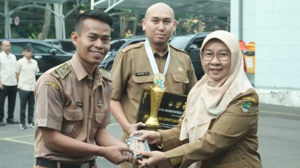 Apel Pagi Distanhorti Jabar: Tekankan Peran Strategis POPT dan Apresiasi Pegawai Terbaik