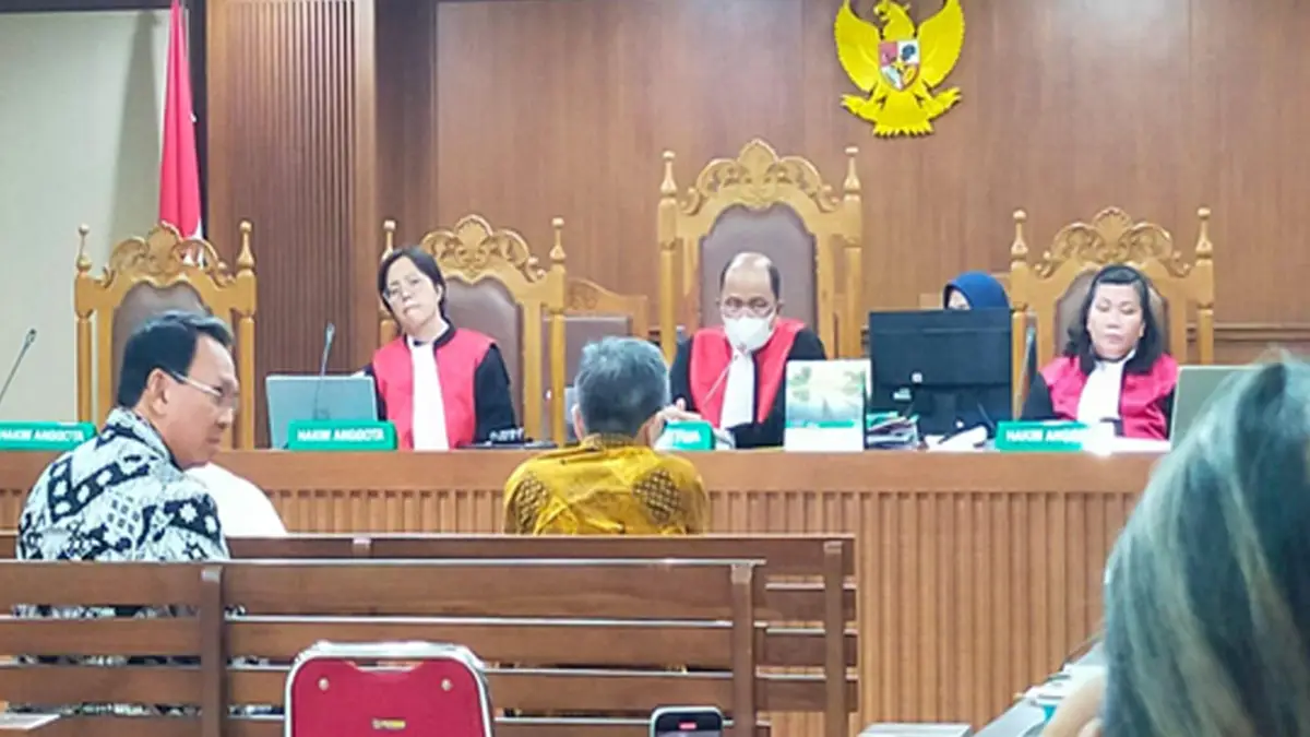 Kasus Impor LNG, Saksi Ahok Dicecar Terdakwa