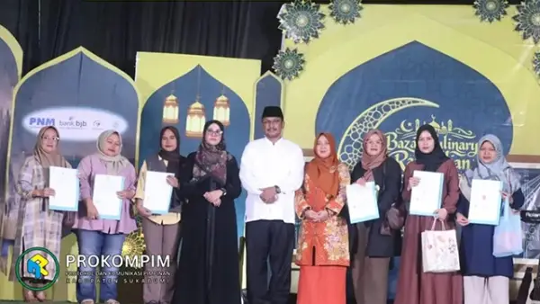 Bupati Sukabumi Asep Japar saat menhadiri dan meresmikan Bazar Culinary Ramadan 1447 H di Lapang STISIP Widyapuri Mandiri, Komplek Gelanggang Cisaat. (Sumber : Dokpim).