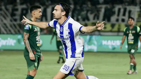 Selebrasi Andrew Jung setelah cetak gol ke gawang Persebaya (Sumber: Instagram/@persib)