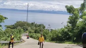 Tanjakan di Puncak Dini Geopark Ciletuh, Kabupaten Sukabumi | Foto : Dok. Mandor Jalan