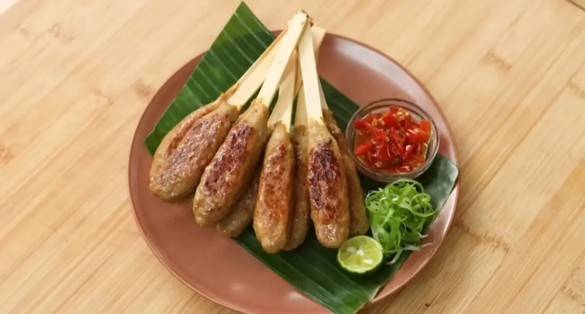 Resep Sate Lilit Ayam Manis, Ide Menu Buka Puasa yang Disukai Anak-Anak