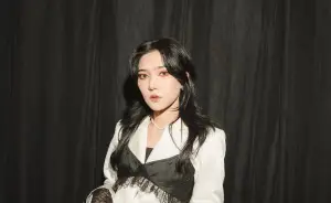 Isyana Sarasvati Dituduh Gabung Sekte Karena Visual Mata Satu di Karya Abadhi (Sumber : Instagram/@isyanasarasvati)