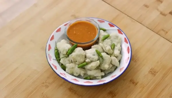 Resep Cireng Mini, Menu Renyah dan Kenyal untuk Takjil Buka Puasa Ramadan (Sumber : Youtube | Devina Hermawan)