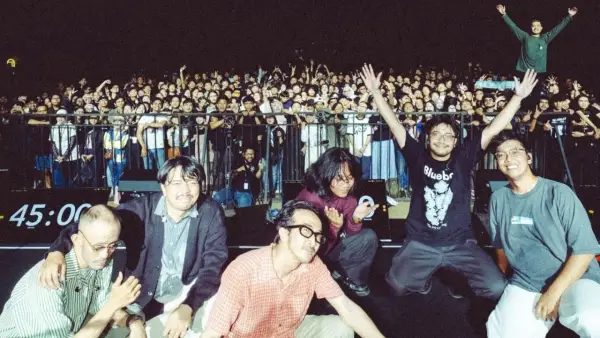 Alkateri merupakan band pendatang baru dari Kota Bandung. Band ini sempat jadi crew teknis dari band asal Sumedang, The Panturas. (Sumber: Instagram/@byalkateri)