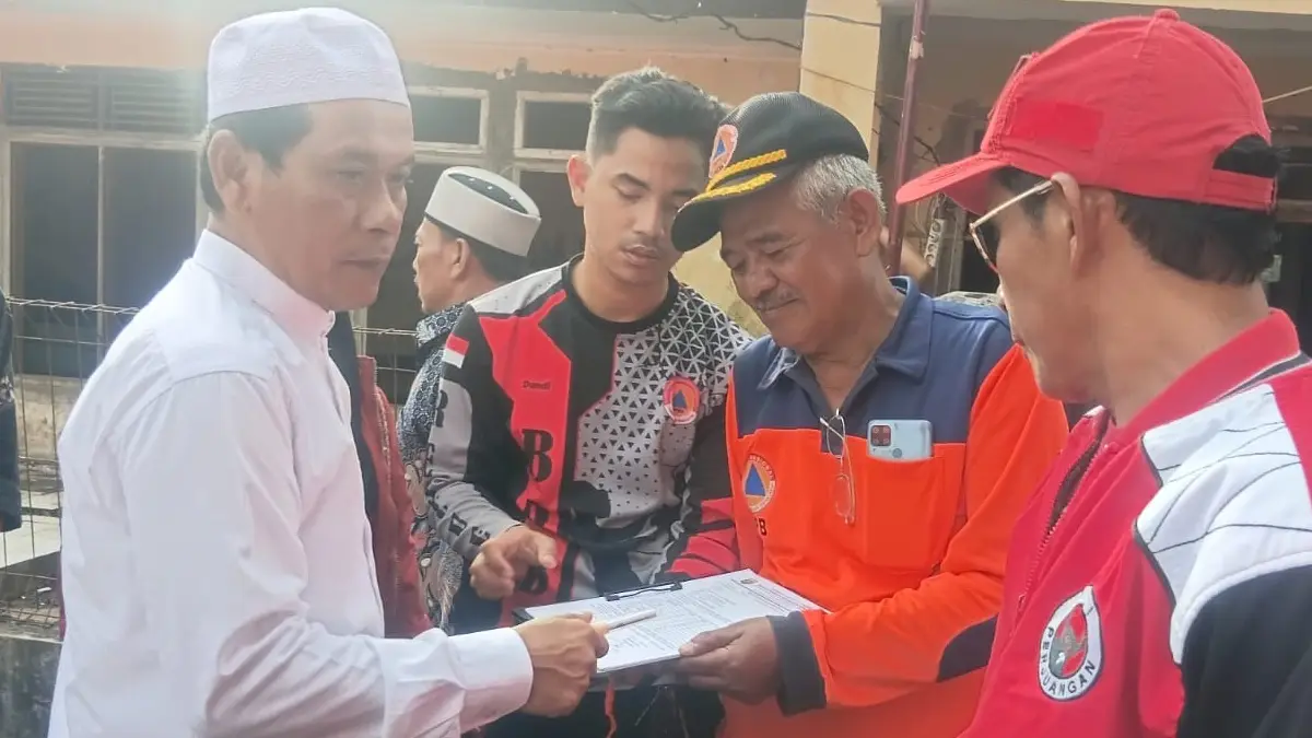 Junajah Jajah Nurdiansyah Kirim Bantuan ke Lokasi Bencana Bantargadung Sukabumi