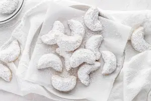 Resep Kue Putri Salju Lembut dan Renyah, Kue Kering Favorit Saat Lebaran (Sumber : Lidsey)