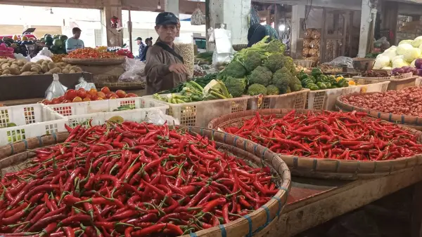 Penampakan cabai merah besar di pasar tradisional Kota Sukabumi. (Sumber: Istimewa)