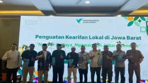 Anggota DPRD Jabar, Muhammad Jaenudin, bersama Bakesbangpol mendorong pelestarian lingkungan berbasis kearifan lokal di Sukabumi, Senin (9/3/2026) | Foto : Tim Adc
