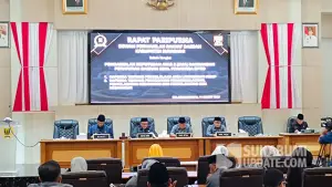 Rapat Paripurna DPRD Sukabumi, Pengambilan Keputusan 2 Rancangan Peraturan Daerah Usul Prakarsa DPRD, pada Rabu (11/3/2026). (Sumber : SU/Ilyas).