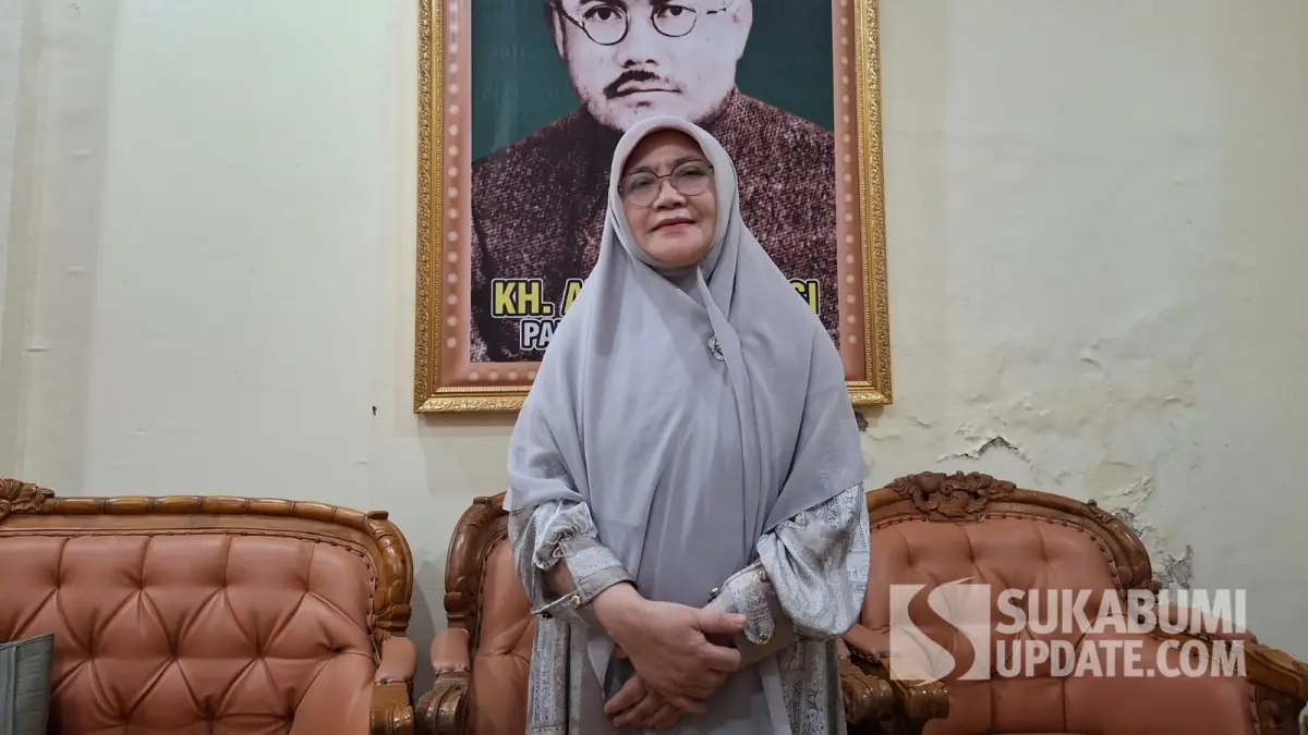 Ketua Umum Yaspi Pondok Pesantren Syamsul Ulum Gunungpuyuh Kota Sukabumi Hj Neni Fauziah. | Foto: Oksa Bachtiar Camsyah
