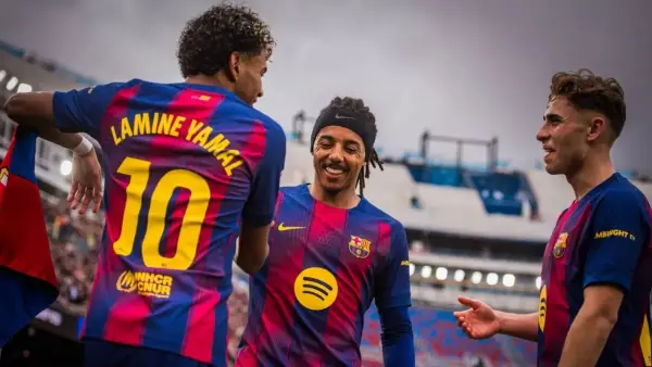 Selebrasi Lamine Yamal setelah cetak gol ke gawang Valencia.. (Sumber: web/fcbarcelona.com)