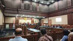 Saksi meringankan memberikan keterangannya dalam sidang lanjutan dugaan korupsi pengadaan LNG Corpus Christi, di Pengadilan Tindak Pidana Korupsi, Pengadilan Tinggi Negeri, Jakarta Pusat (Senin, 16/3/2026).(Sumber: Istimewa)