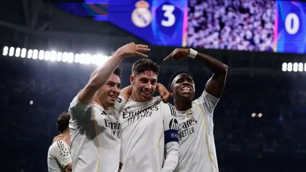 Selebrasi pemain Real Madrid setelah mencetak gol ke gawang Manchester City (Sumber: web/realmadrid.com)