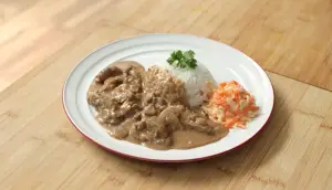 Resep Creamy Beef Mushroom, Hidangan Menggoda Saat Lebaran Untuk Keluarga (Sumber : Youtube | Devina Hermawan)