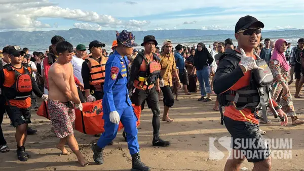 Tim sar gabungan evakuasi korban tenggelam (Sumber: Sukabumiupdate)