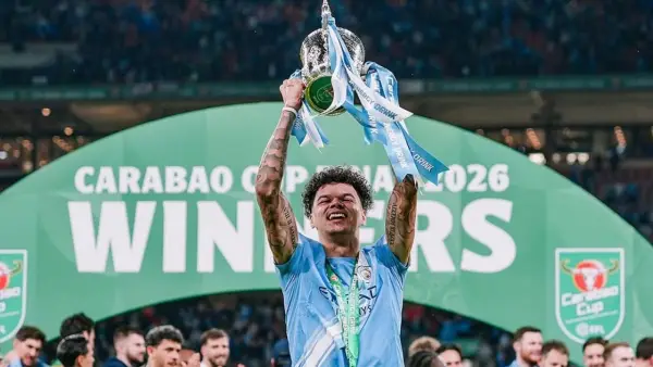 Selebrasi Nico O’Reilly setelah jadi penentu kemenangan Manchester City atas Arsenal di Final Piala Carabao Cup (Sumber: Instagram/@mancity)