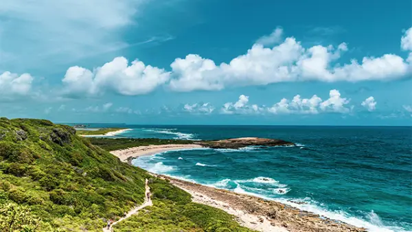 Ilustrasi - Sebagian besar wilayah Jawa Barat termasuk Sukabumi dan sekitarnya diperkirakan mengalami cuaca cerah berawan pada 24 Maret 2026. (Sumber : unsplash.com/@Outout).