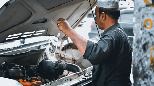 Ilustrasi - Mudik sudah selesai, tapi jangan lupa cek kondisi mobil kamu! (Sumber : unsplash.com/@Kamil Mehmood).