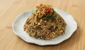 Resep Nasi Goreng Bulgogi, Hidangan Simple Gurih Cocok Buat Sarapan (Sumber : Youtube | Devina Hermawan)