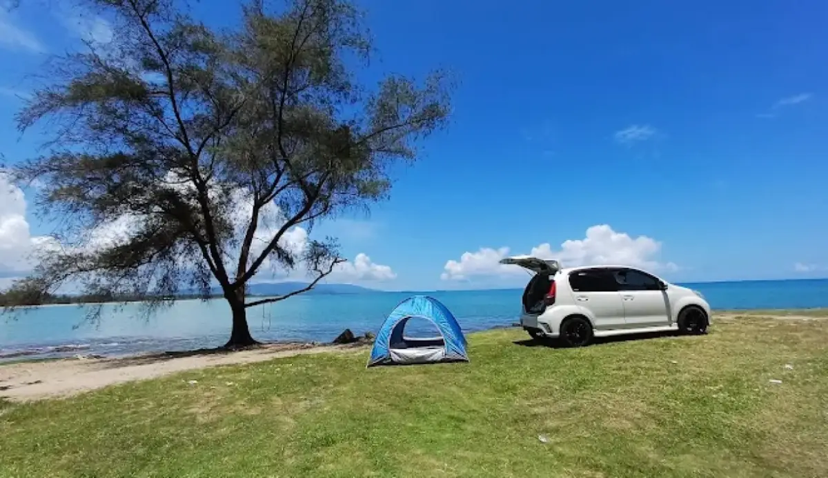 Eksotisme Pantai Bugel Camara, Tiket Cuma 10 Ribu Pas Banget Buat Campervan Tepi Laut