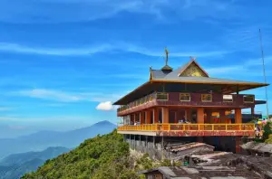 Destinasi wisata di Jawa Barat yang syarat dengan cerita legenda (Sumber : Gmaps/Fikri Maskuri)