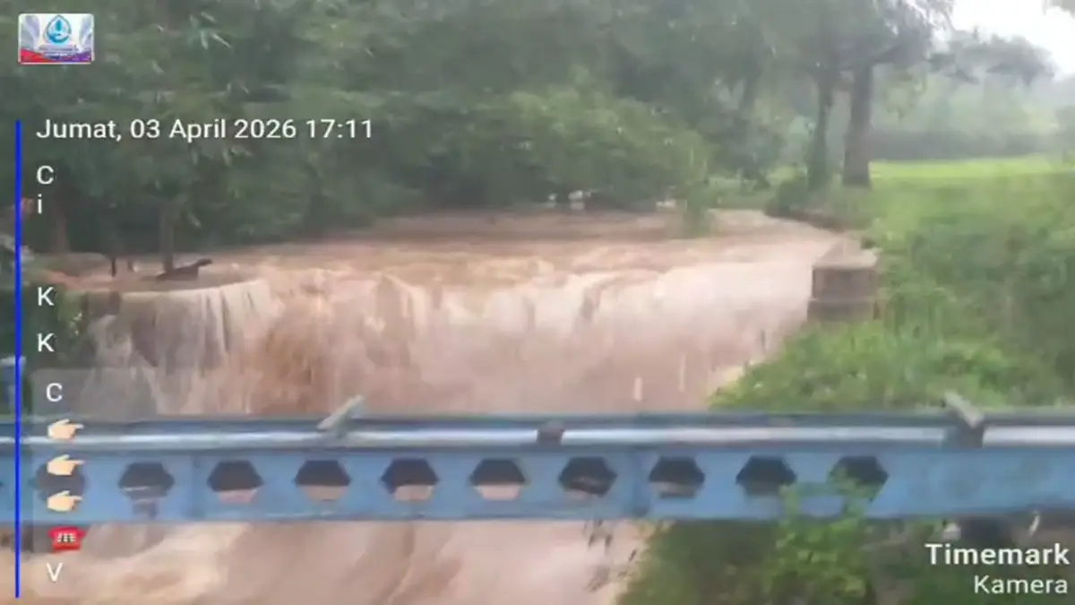 Sumber Cibuntu Terdampak Banjir, Distribusi Air Perumdam TJM Parakansalak Terganggu