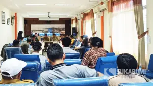 Rapat pembenahan pedagang ikan dan bakul Palabuhanratu pasca viral konten wisatawan ditipu pengasong (Sumber: sukabumiupdate)