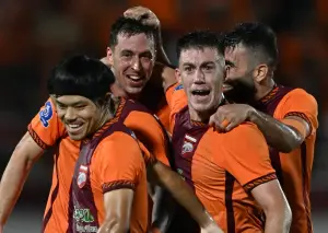 Para pemain Borneo FC Samarinda saat merayakan gol (Sumber : borneofc.id)