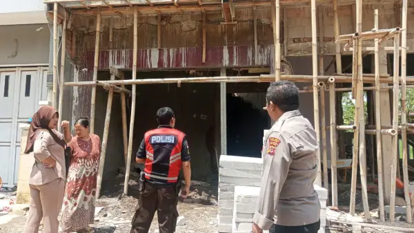 TKP insiden seorang buruh bangunan yang tersengat listrik tegangan tinggi di Pabuaran, Sukabumi. (Sumber: Istimewa)