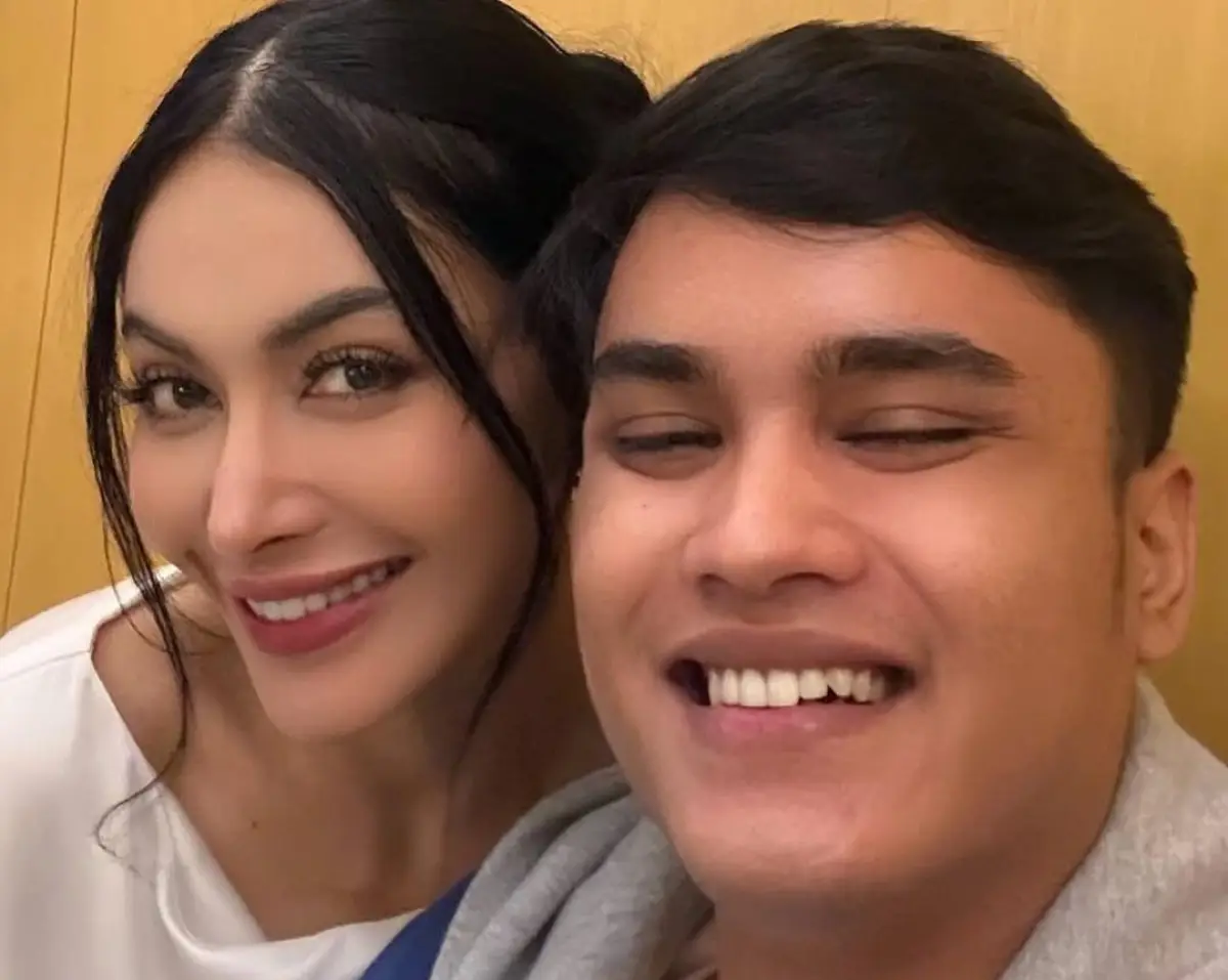 Ressa Rizky Rossano Ungkap Tahu Sosok Ayah Kandung, Netizen Sebut Nama Teuku Ryan