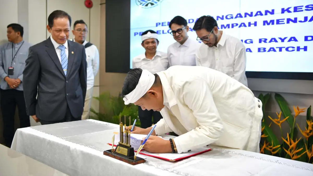 KDM Teken Kesepakatan PSEL, Sampah di Jabar Diolah Jadi Energi Listrik