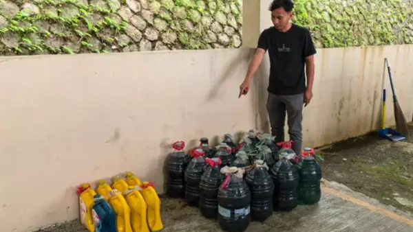 Temuan dugaan praktik penimbunan ratusan liter BBM Subsidi di Sukabumi. (Sumber: Istimewa)