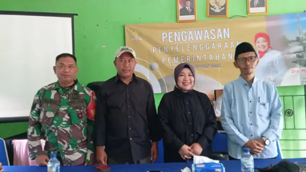 Anggota DPRD Provinsi Jabar, Lina RUslinawati saat melaksanakan pengawaswan di Kecamatan Caringin, Sukabumi. Minggu (12/4/2026). (Sumber: Doktim)