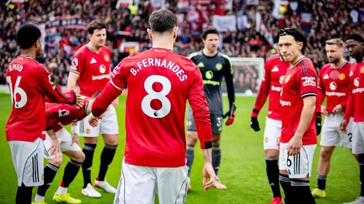 Prediksi Skor MU vs Leeds: Misi Setan Merah Amankan Tiket Liga Champions