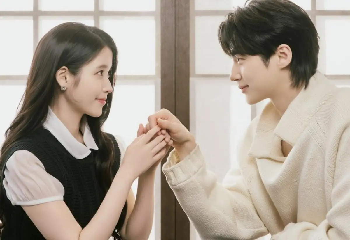 Lagi Viral! 7 Fakta Menarik Drama Perfect Crown yang Dibintangi IU dan Byeon Woo Seok