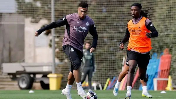 Kylian Mbappe jalani sesi latihan Real Madrid jelang hadapi Bayern Munchen (Sumber:web/realmadrid.com)