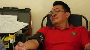 Donor darah bertajuk "Every Drop counts: Be a Lifesaver Today". (Sumber: dok PLN IP UBP Jabar 2)